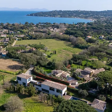 Moira Vila Saint Tropez