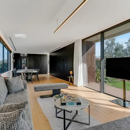 Villa Moira